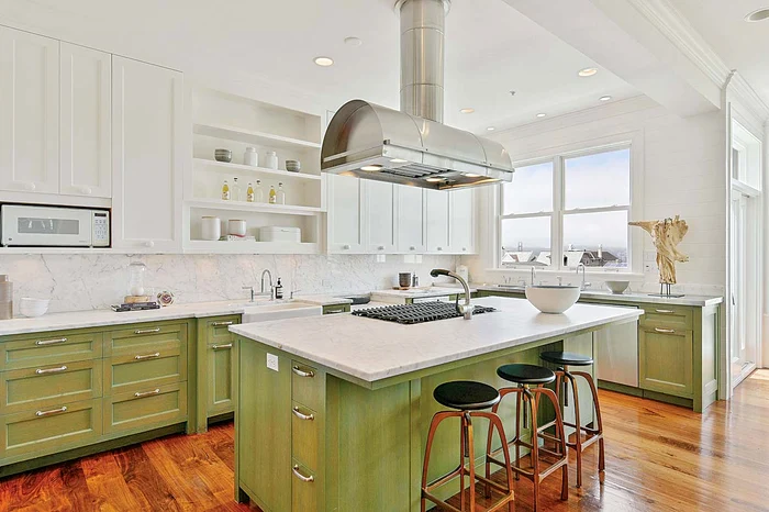 Bucătăria Juliei este echipată ultramodern