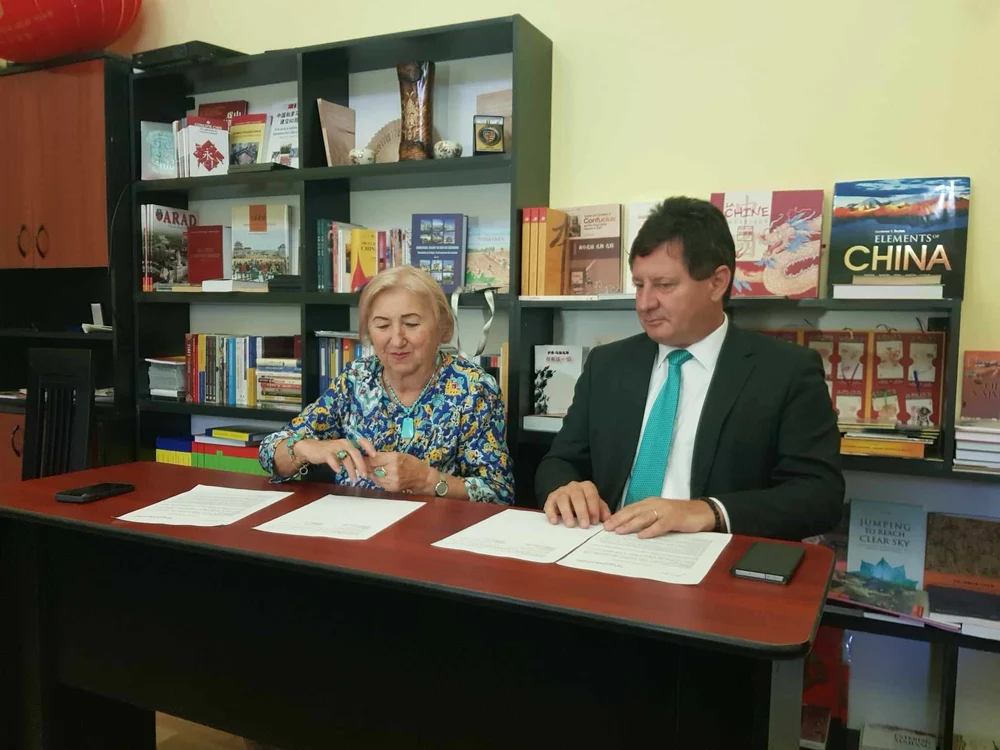 Astăzi a fost semnat protocolul FOTO Claudia Untaru