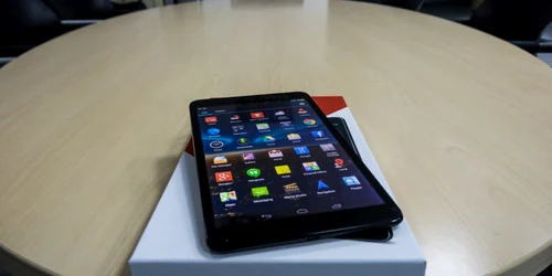 vodafone smart tab4 foto razvan baltaretu/adevarul