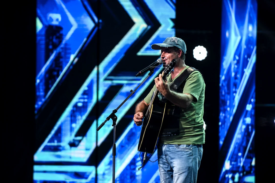 
    Mihai Bendeac și Vlad Drăgulin vor apărea în videoclipul unui artist de la X Factor  