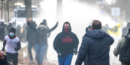 Protest violent la Bruxelles faţă de măsurile anti-Covid 21 noiembrie 2021 FOTO Profimedia