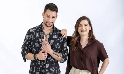 Kira Hagi &  Vlad Gherman serial Lia Foto Antena 1 pe lat