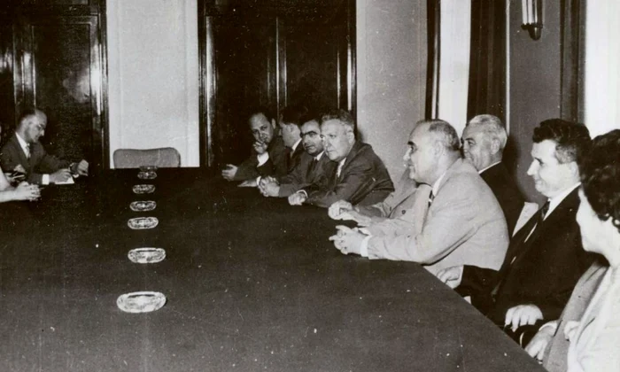 Suveranitatea națională   motiv de discordie între URSS și România  jpeg