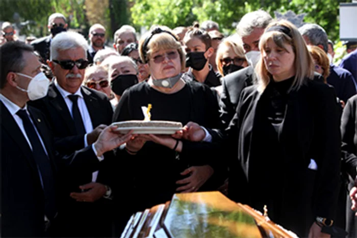 Georgiana, soția fostului sportiv, și Ivona, fiica sa, devastate de durereFoto: Sever Gheorghe