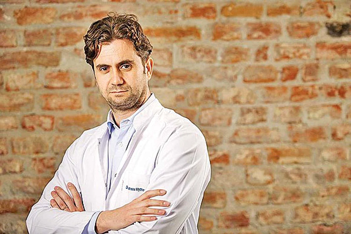 Dr. Andreas Vythoulkas, medic specialist obstetrică-ginecologie