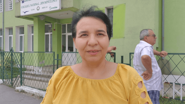 Povestea mamei care și-a schimbat cariera învățând cot la cot cu copiii. „Am fost cofetar până la 43 de ani”