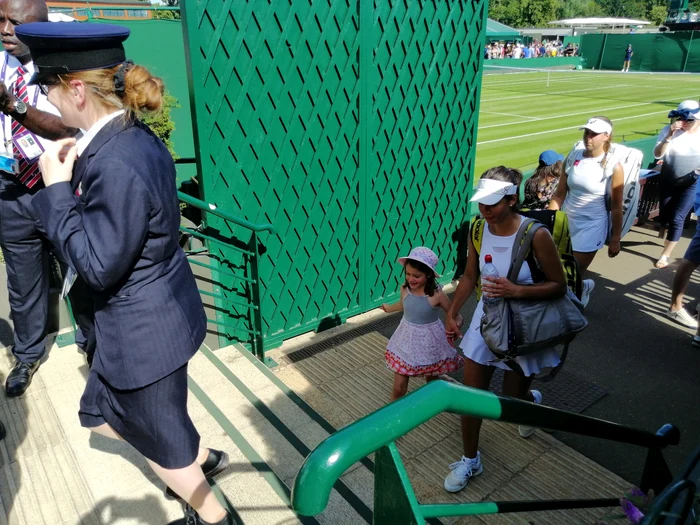 
    Raluca Olaru continuă la mixt la Wimbledon 2019  