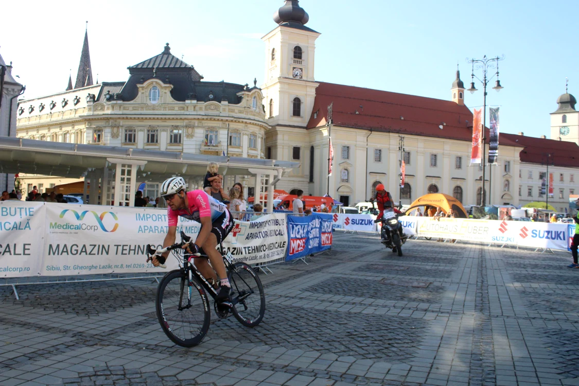 
    Turul Sibiului este prima cursă de ciclism pe șosea cu coeficient UCI care se va desfășura anul acesta Foto: sportpictures.eu  