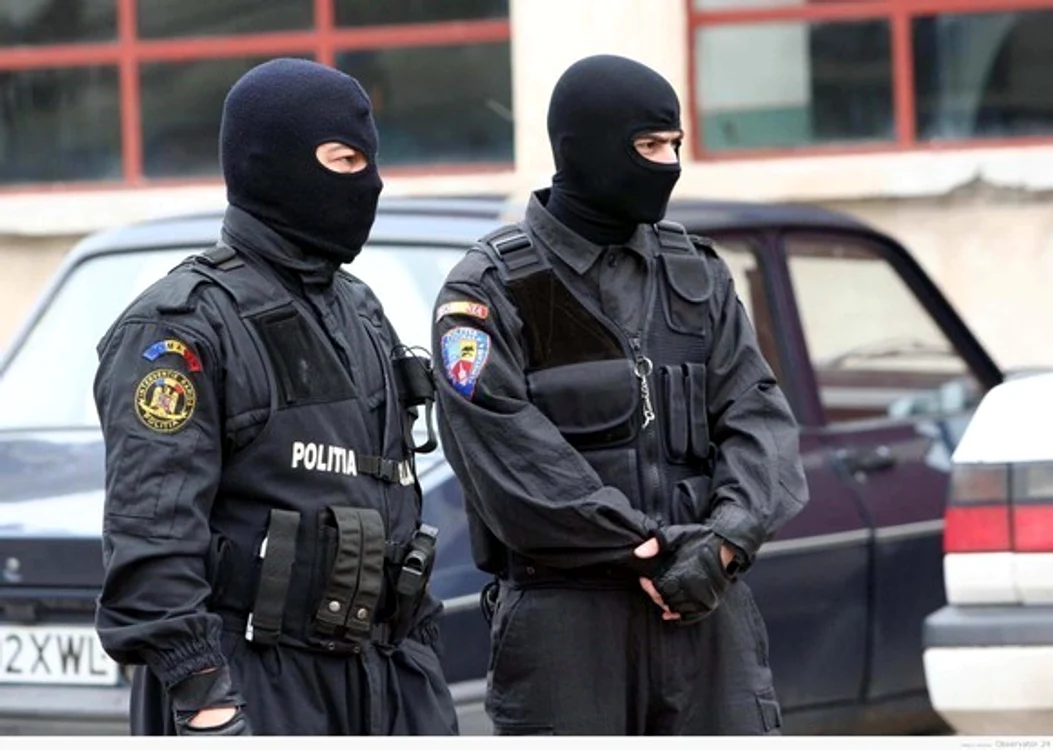 
    Zeci de percheziţii au loc în Giurgiu joi, 19 septembrie Foto:Arhivă Click!  