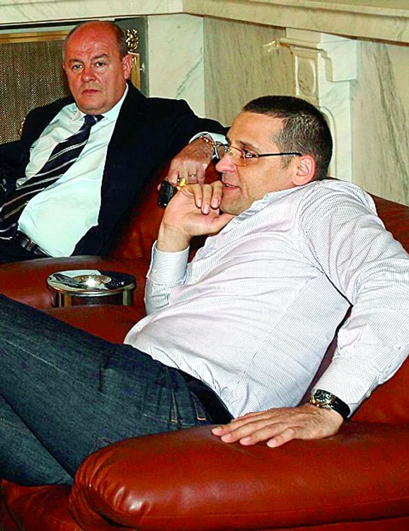 Gabriel Mutu, senator PDL