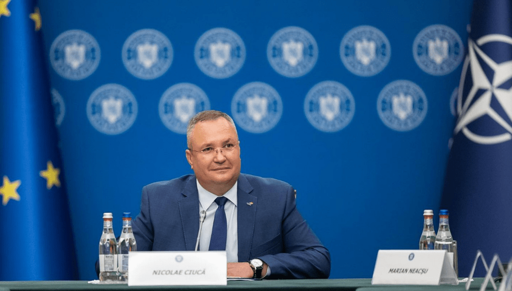 Ciucă: Prețul la lemnele de foc, plafonat la 400 de lei / Ce decizii au fost luate pentru celelalte surse de încălzire