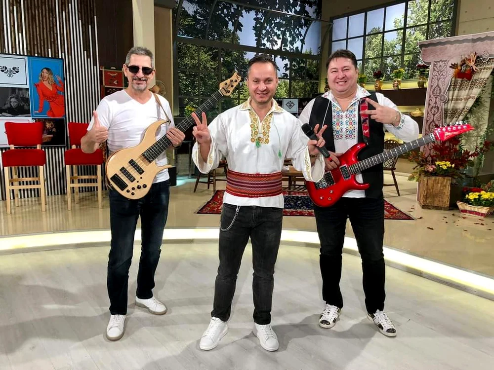 Ionuț Ungureanu și Trupa Provincialii cântă pentru al doilea an la rând la același hotel