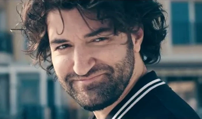 Smiley, în videoclipul celei mai recente piese lansate, ”Pierdut buletin”foto: captură