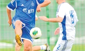 Dan Petrescu  s a mişcat pe teren  ca în vremurile  de glorie jpeg