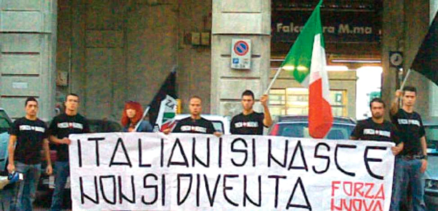 Mesaj împotriva străinilor: „Italieni ne naştem, nu devenim“