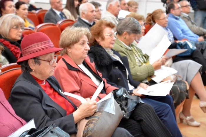 Studenţi seniori la Galaţi FOTO C Crângan