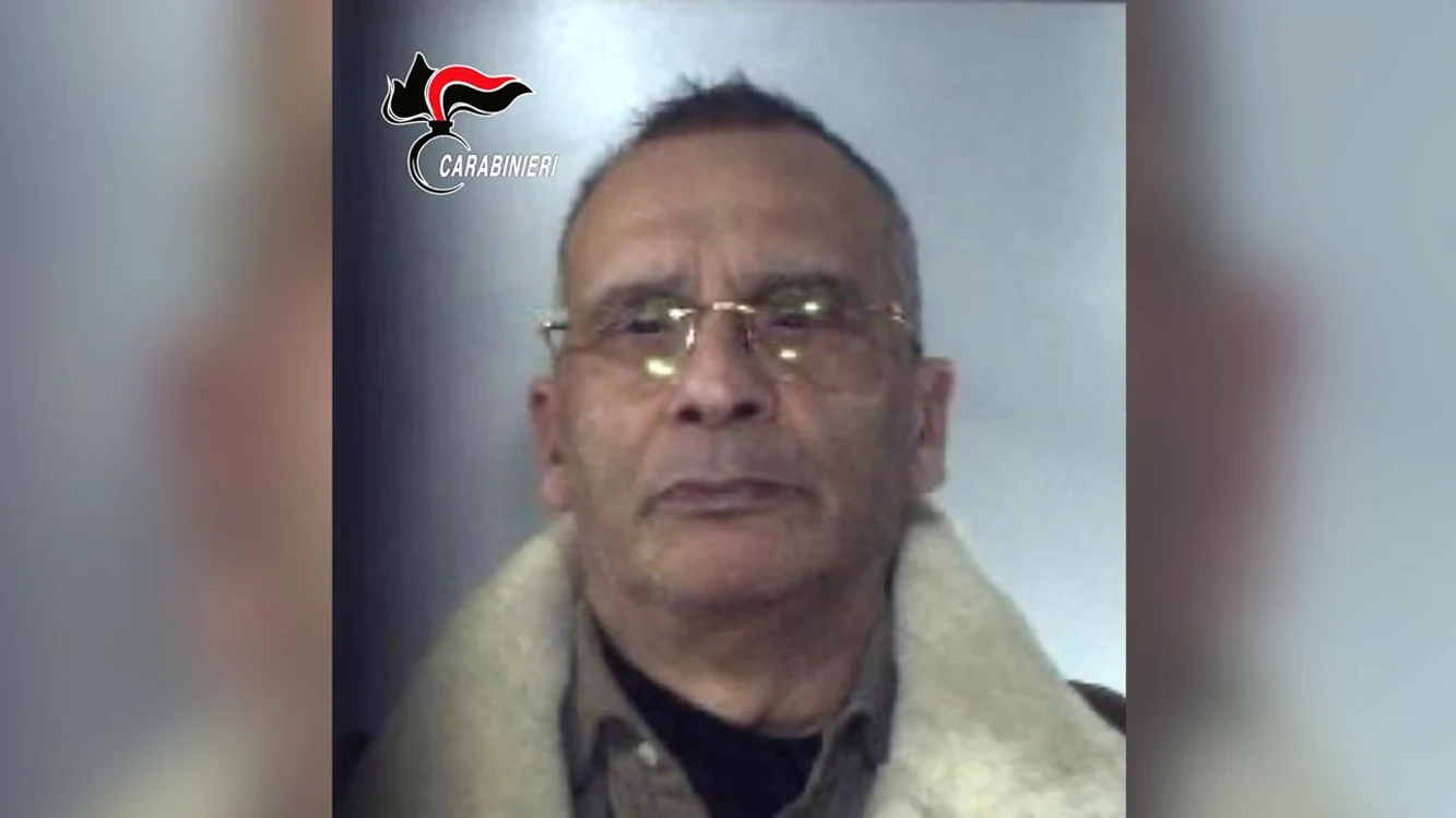 Matteo Messina Denaro, 60 ani, după arestarea sa. Foto: Getty Images