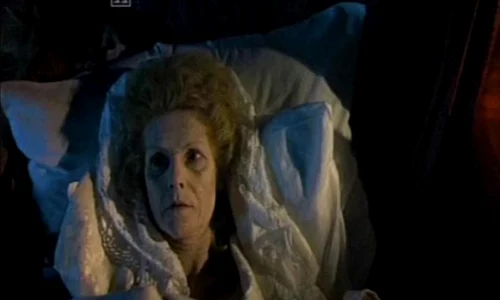 Prinţesa Eleonore, avatarul lui Dracula jpeg