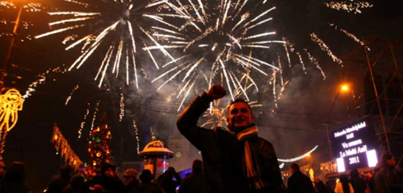 Singurul lucru cert din program este focul de artificii