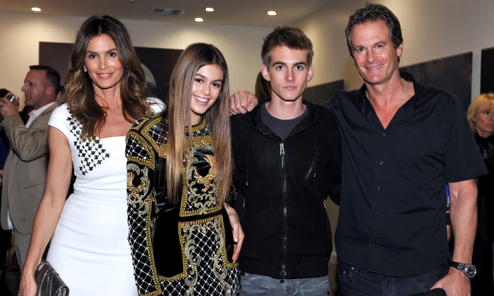 cindy crawford kaia presley rande gerber gettyimages 500011336 jpg jpeg