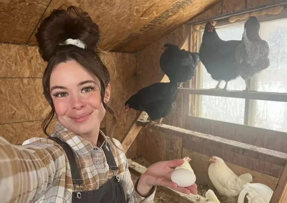 Tânăra care se pregătește pentru sfârșitul lumii: provizii pentru cinci persoane, timp de 10 ani: „Colapsul nu va fi brusc, ci o degradare lentă”