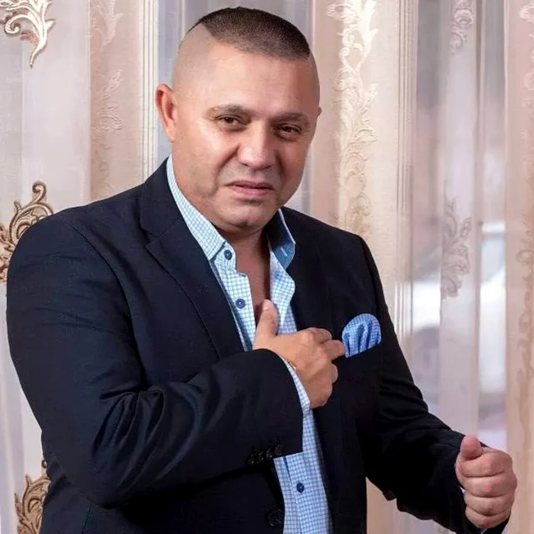 
    Nicolae Guță iubește copiii și este încântat că va avea încă un fiu sau o fiicăfoto: arhiva personală  