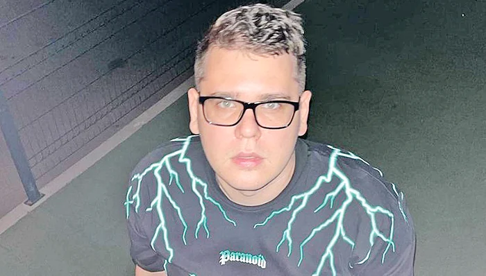 Ivan Vitalievii Petunin era cunoscut cu numele de scenă Walkie