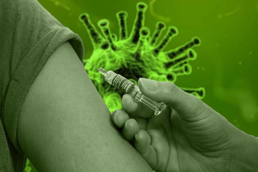 Statele Unite schimbă politica privind vaccinurile anti-COVID-19