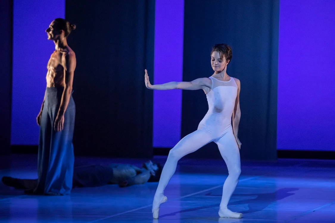 Două balerine românce vor dansa pe scena Sălii Palatului, alături de prestigioasa companie Bejart Ballet Lausanne jpeg