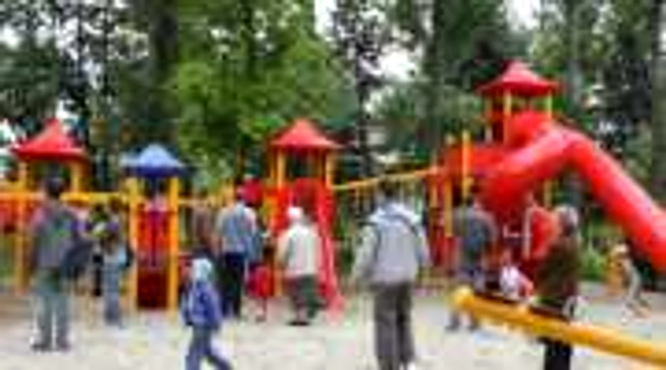 Suceava: Municipiul va avea 11 locuri noi de joacă