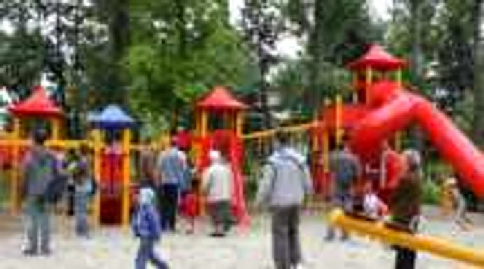 Suceava: Municipiul va avea 11 locuri noi de joacă