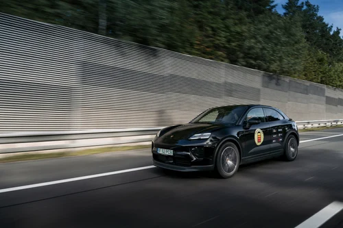 Porsche Macan 4 în Eurocharge 2025 Foto: Autocritica