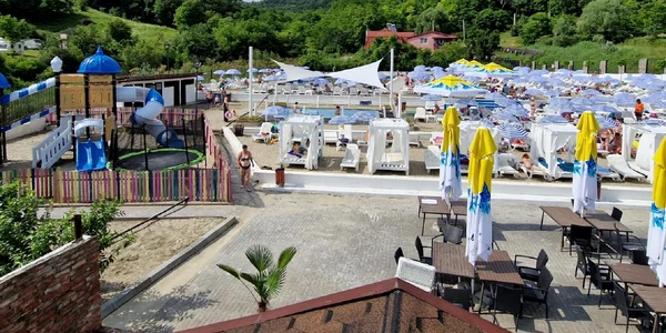 Ștrand în stațiunea Ocnele Mari din Vâlcea Foto Centru de Informare Turistică Ocnele Mari