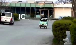 barbati triciclu captura video jpg