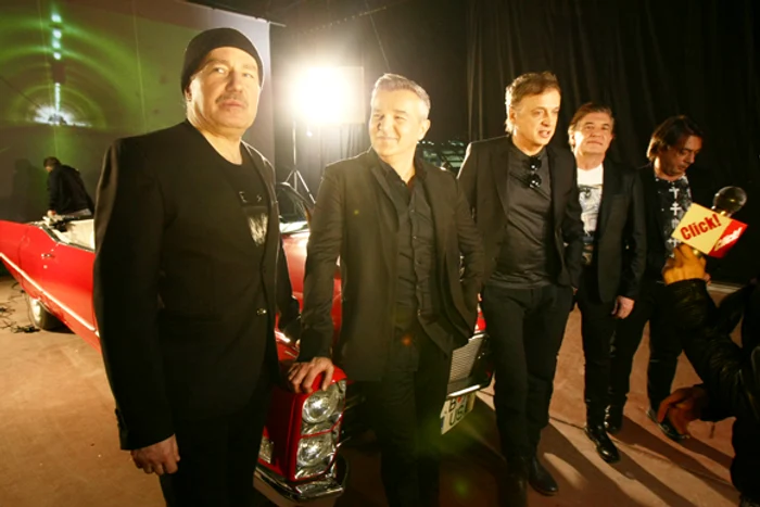 
    Holograf a filmat clipul piesei „De câte ori” în regia lui Alex Ceaușufoto: Dorin Constanda  