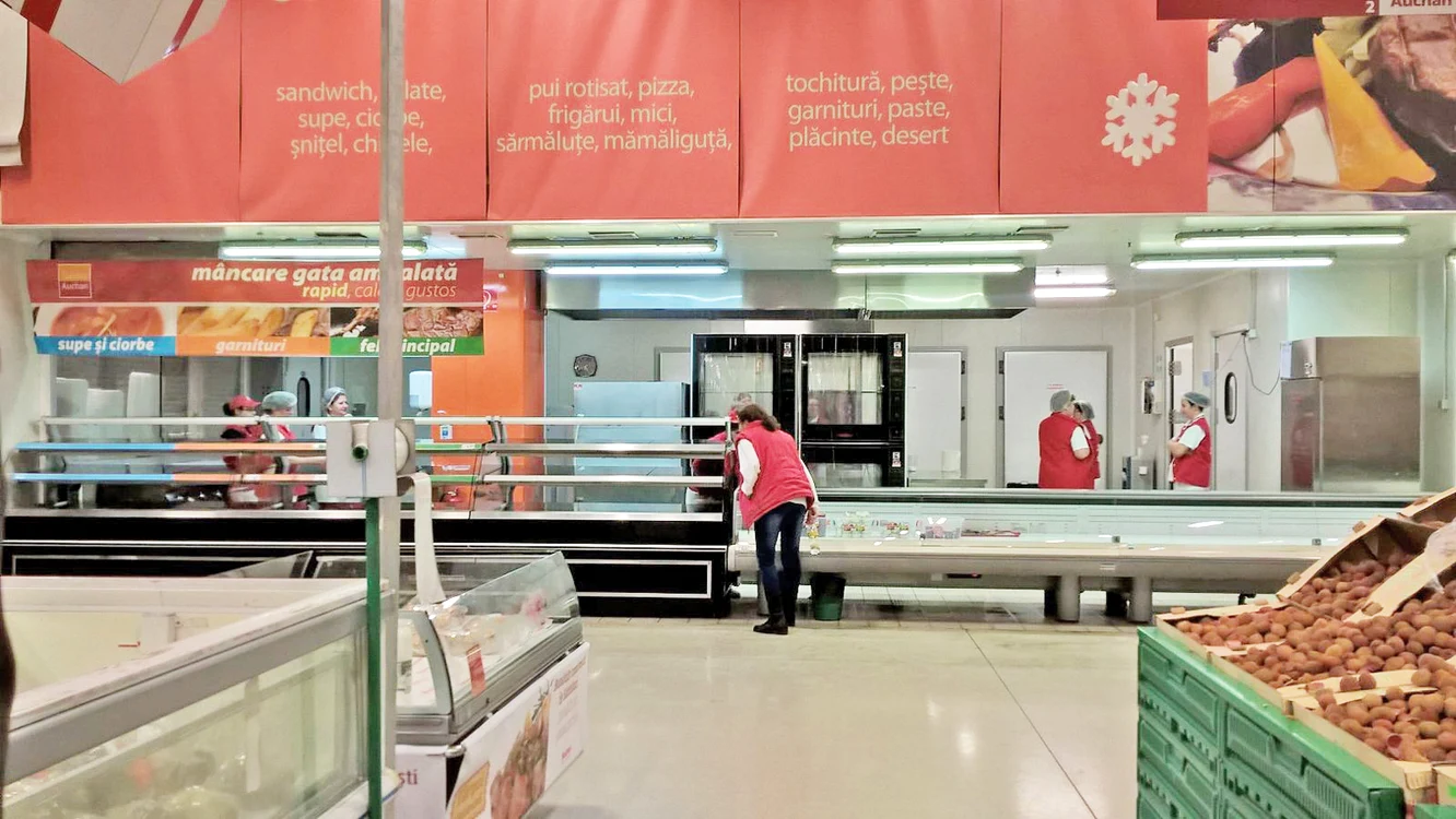 
    Șase bolnavi au fost  externați cu diagnosticul  de toxiinfecție  alimentară cu  Salmonella grupa D  