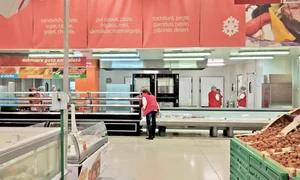5 act poza auchan jpeg