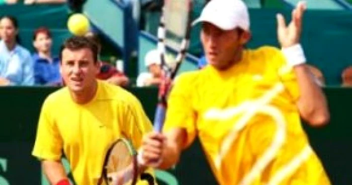 TENIS: Pavel şi Tecău au pierdut în faţa a două legende ale tenisului: fraţii Bryan / Rezultate