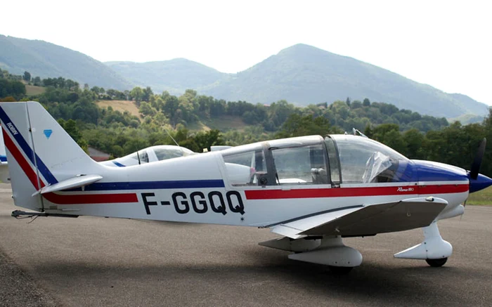 Aeronava a fost găsită pe un teren inaccesibil FOTO X / Lou Pastrouil @LaNissarda