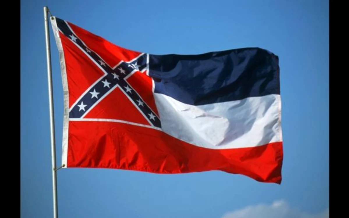 Steagul Mississippi cu stindardul Confederaţiei sudiste FOTO CNN