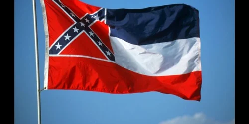 Steagul Mississippi cu elemente confederate FOTO CNN