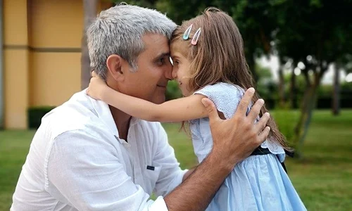 1 fiica lui robert turcescu vera ilinca sotia oana turcescu 3 jpg jpeg