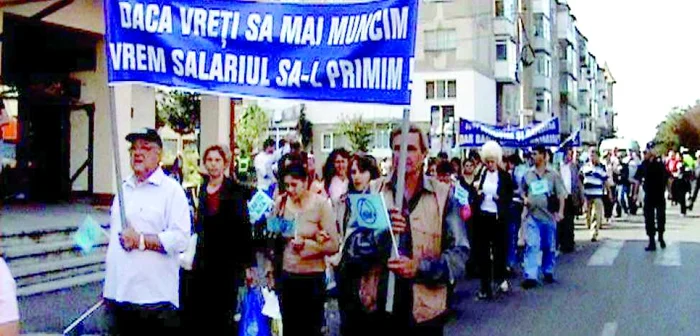 Toamna aceasta, asistenţii maternali au protestat pentru a-şi primi lefurile restante