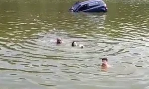 femeie salvata iasi png