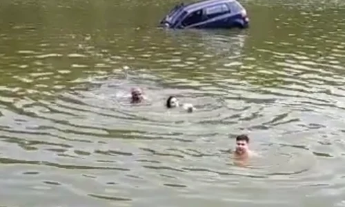 femeie salvata iasi png