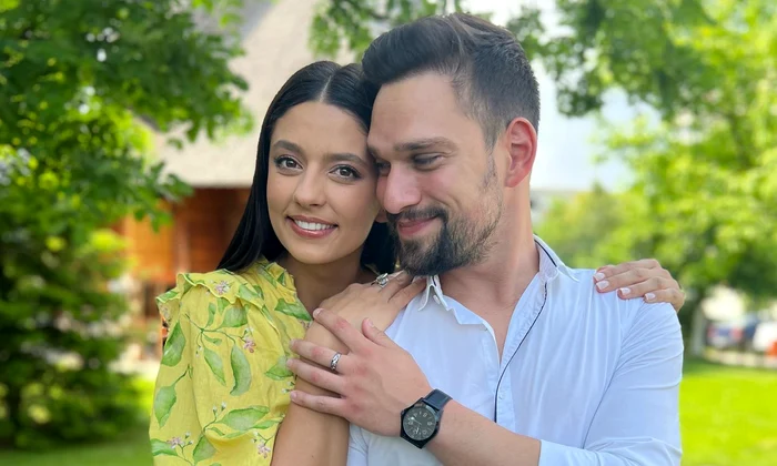 Oana Mosneagu si Vlad Gherman au stabilit data nuntii   Instagram (6) jpg
