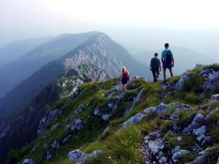 Munţii Piatra Craiului FOTO miscarea de rezistenta