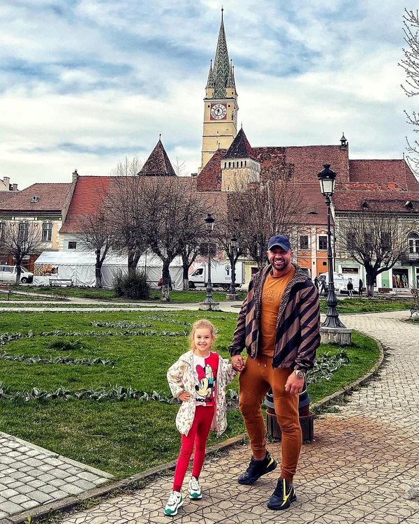 Alex Bodi şi fiica sa