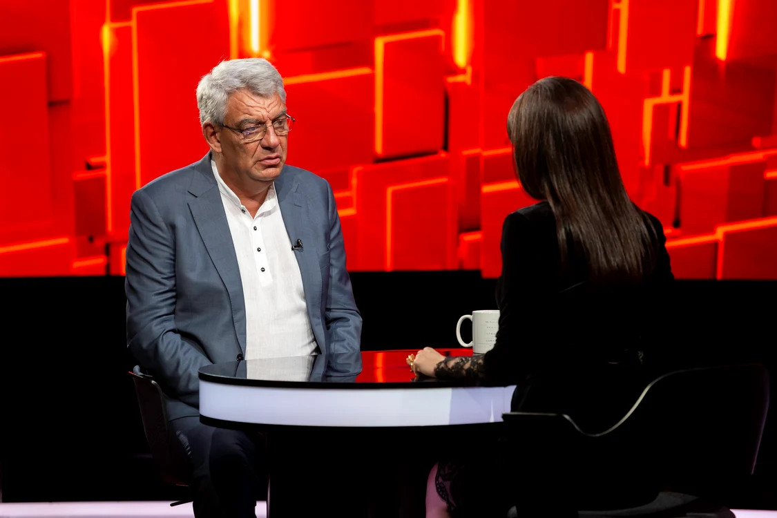 
    Mihai Tudose a fost invitat în emisiunea lui Denise Rifaifoto: Kanal  D  