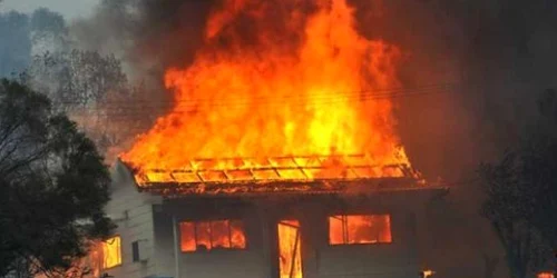Incendiul a fost provocat de o persoană necunoscută